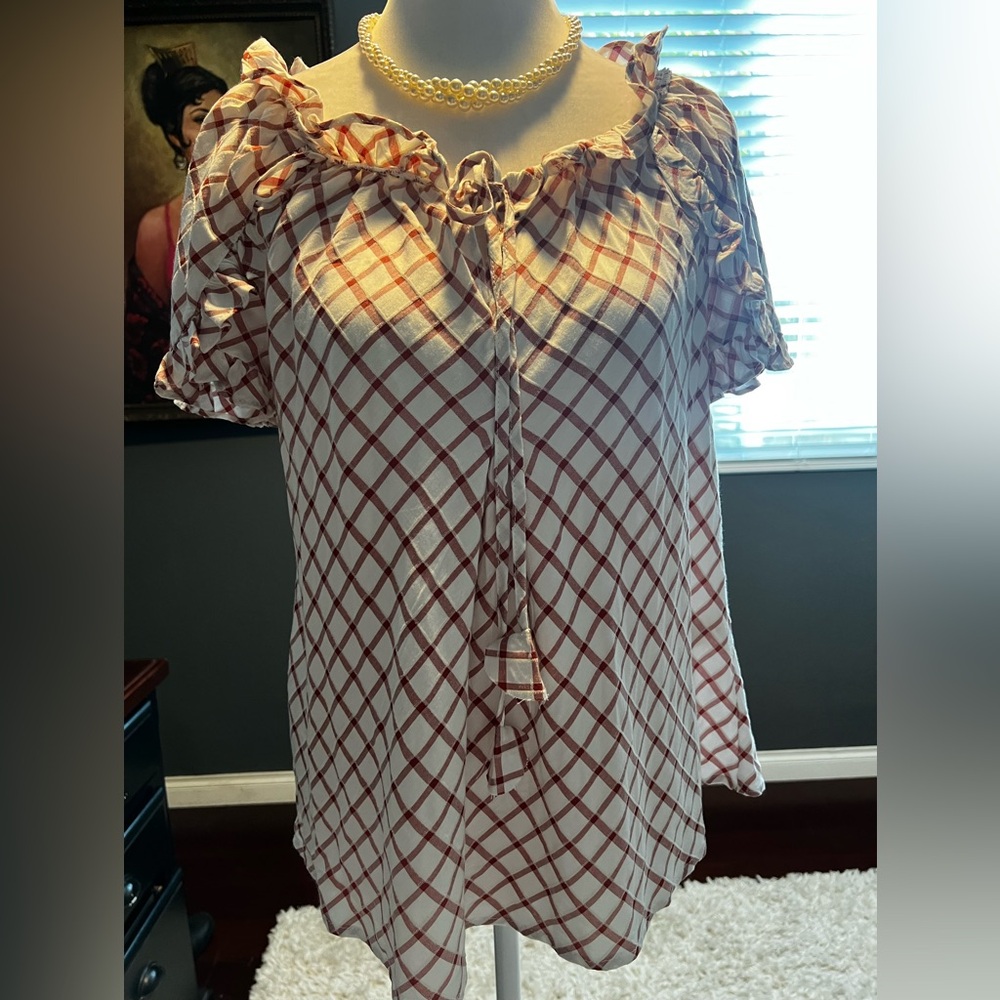 Max Studio Striped Ruffle Sleeve Top with Tie. In EUC.